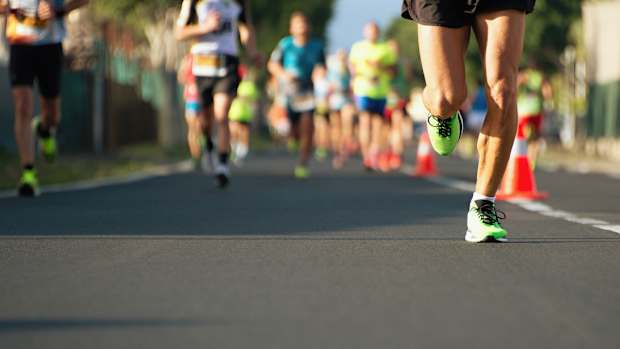 Best long distance running shoes_lead